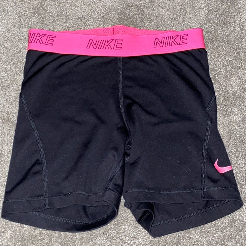 Size XS nike pro shorts